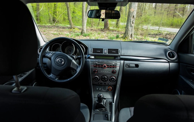 Mazda 3 cena 13900 przebieg: 225200, rok produkcji 2008 z Radom małe 436